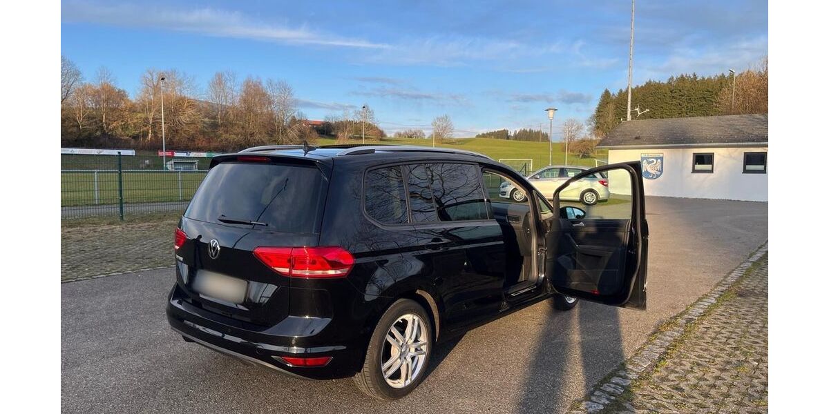 VW Touran 88.000 km 23.500 &euro; Wangen 88239
