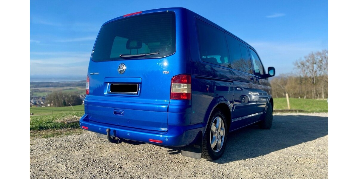 VW T5 Multivan 229.000 km 15.000 &euro; Markdorf 88677