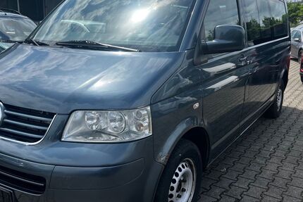VW T5 Transporter 212.000 km 4.700 &euro; Baindt/Schachen 88255