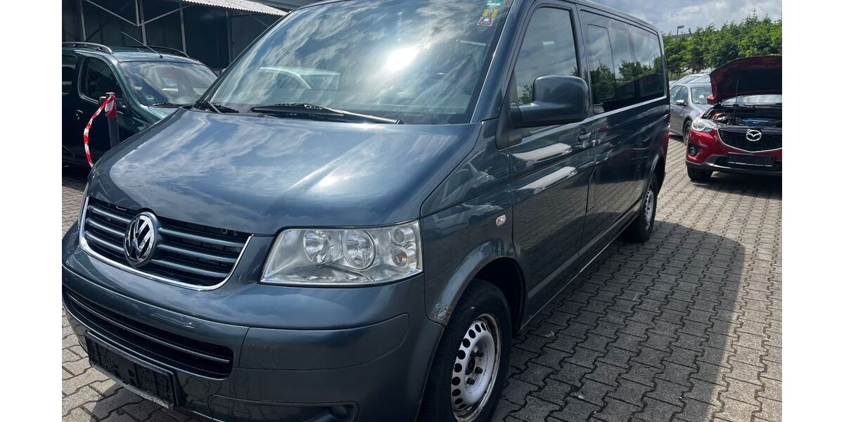 VW T5 Transporter 212.000 km 4.700 &euro; Baindt/Schachen 88255