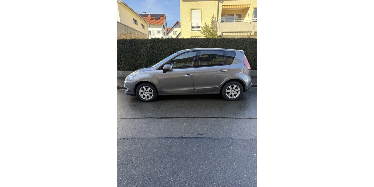 Renault Scenic 87.358 km 7.600 &euro; Langenargen 88085