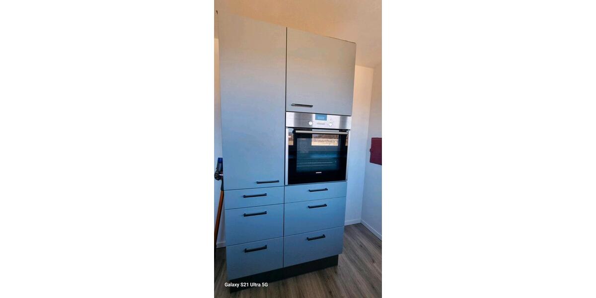 Dachgeschoßwohnung Friedrichshafen - 3.5 Zimmer, 76 m&sup2;, 1.200&euro; | Angebot:26423346