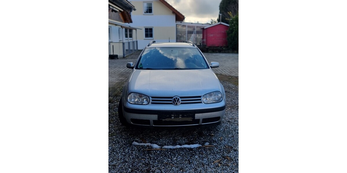 VW golf 4 300.000 km 1.200 &euro; Tettnang 88069
