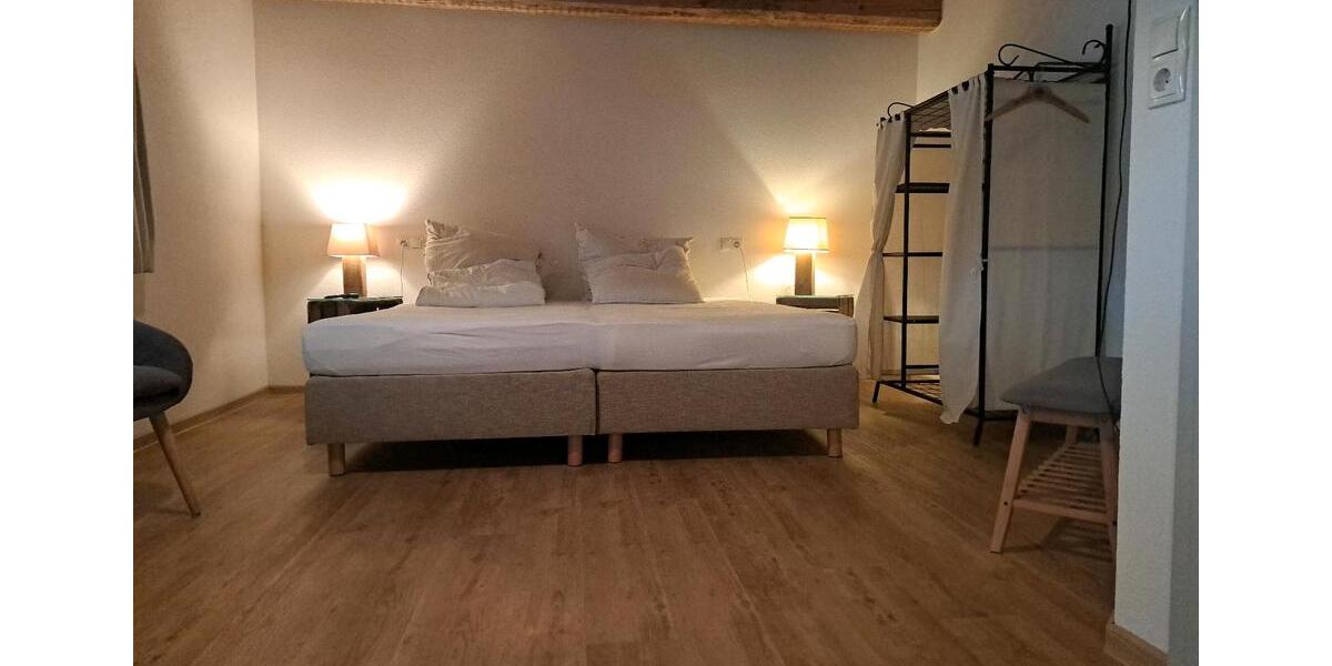 Etagenwohnung Salem - 7 Zimmer, 20 m&sup2;, 500&euro; | Angebot:25170938