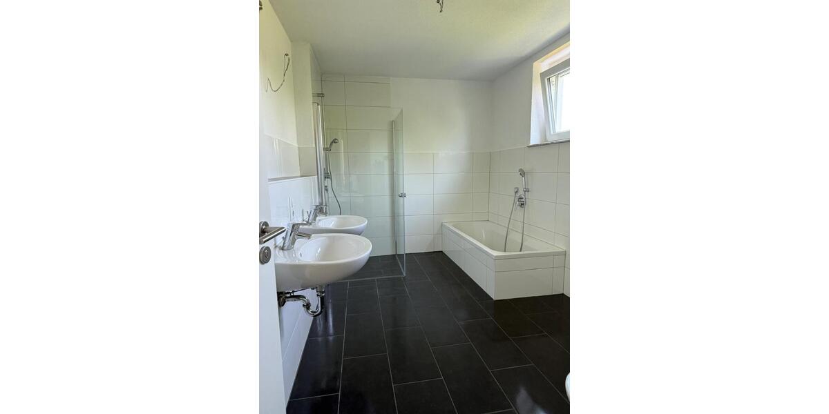 Erdgeschoßwohnung Uhldingen-Mühlhofen Mühlhofen - 4 Zimmer, 106 m&sup2;, 515.000&euro; | Angebot:26074738