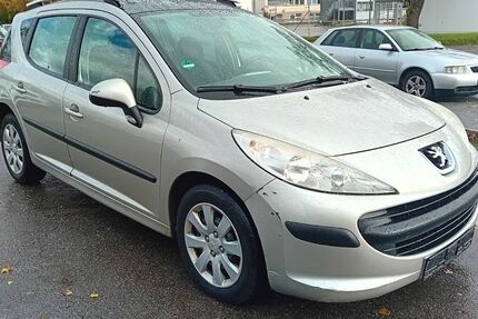 Peugeot 207 245.000 km 1.799 &euro; Friedrichshafen 88046