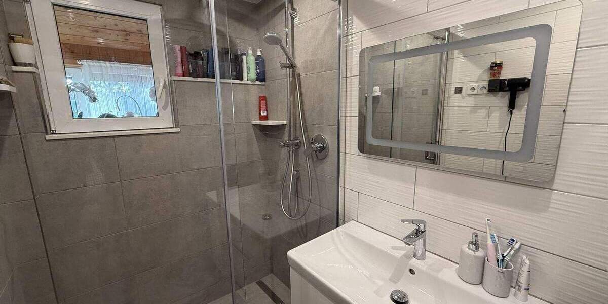 Mehrfamilienhaus, Wohnhaus Überlingen - 9 Zimmer, 200 m&sup2;, 998.000&euro; | Angebot:25673310