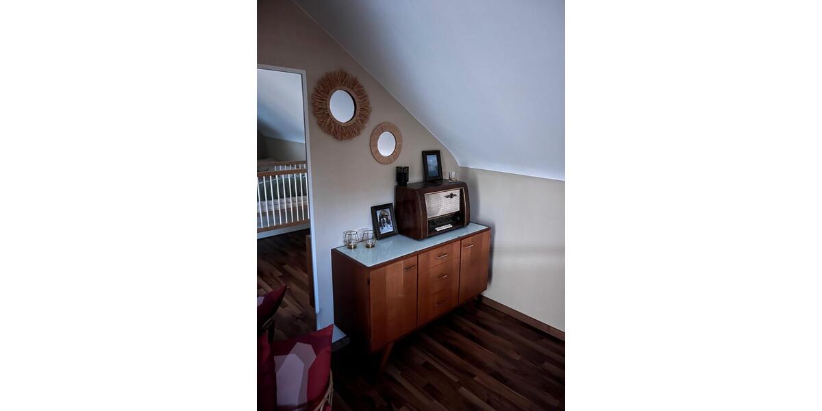 Dachgeschoßwohnung Langenargen - 3.5 Zimmer, 80 m&sup2;, 1.200&euro; | Angebot:26624328