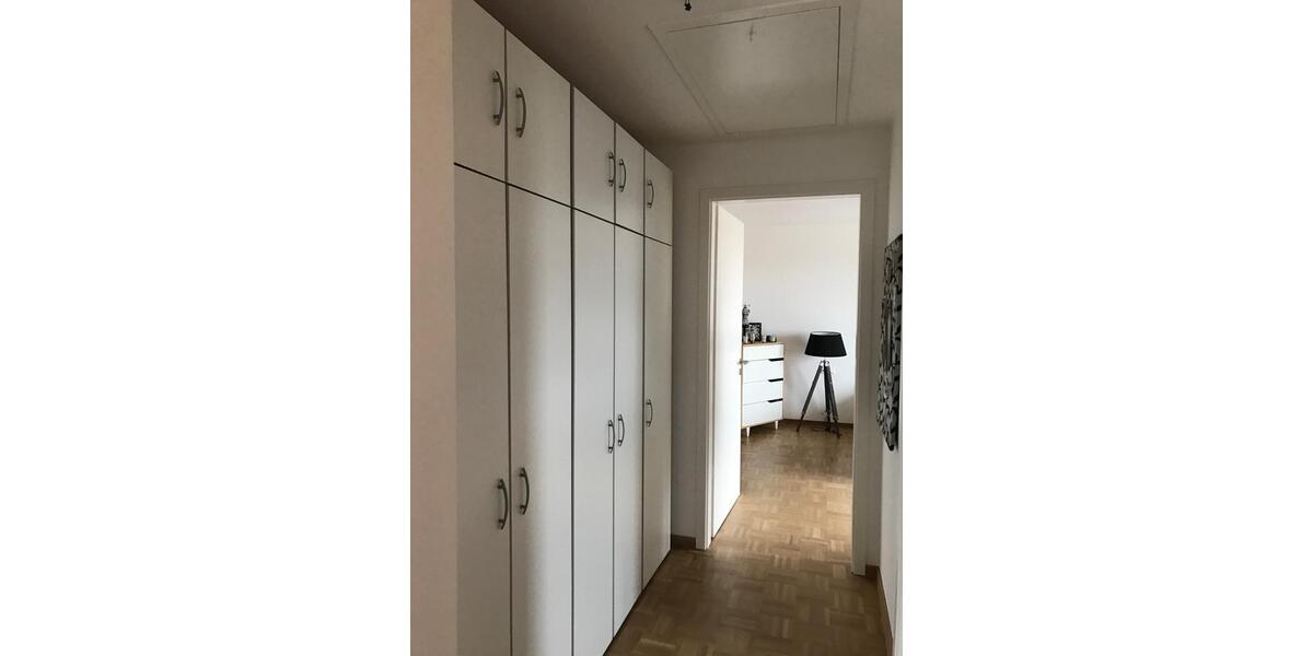 Dachgeschoßwohnung Immenstaad am Bodensee - 2.5 Zimmer, 98 m&sup2;, 1.450&euro; | Angebot:25367755