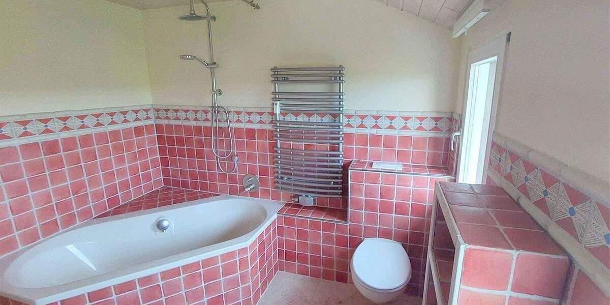 Einfamilienhaus Stetten - 8 Zimmer, 220 m&sup2;, 749.000&euro; | Angebot:25771243