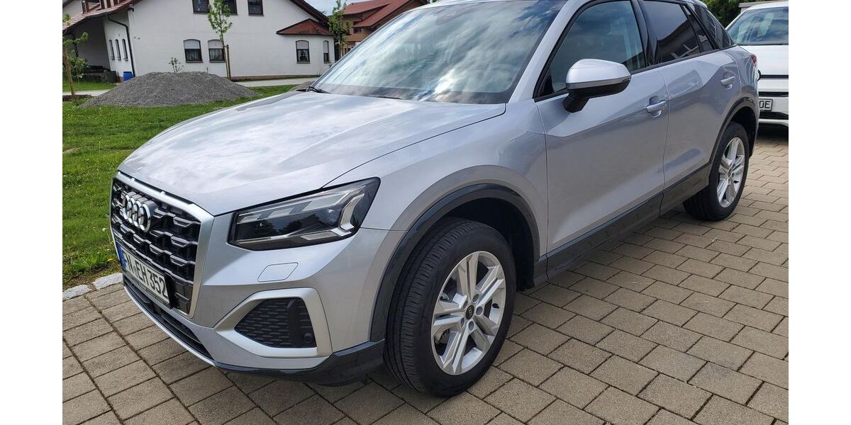 Audi Q2 12.000 km 32.980 &euro; Überlingen 88662