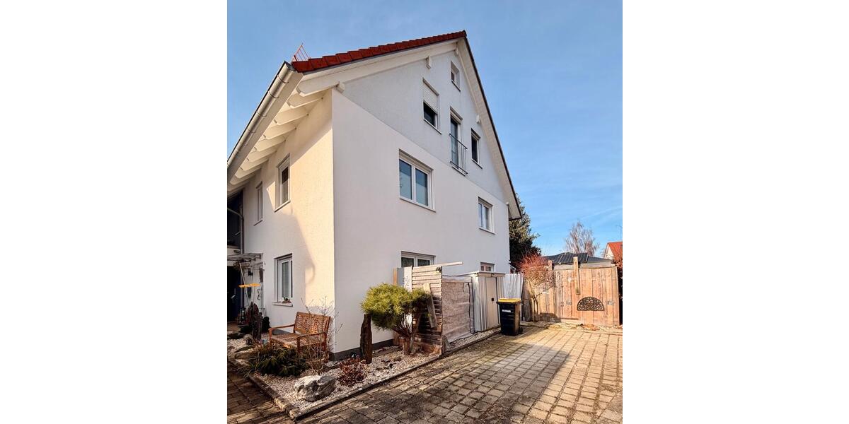 Doppelhaushälfte Bergatreute - 7 Zimmer, 140 m&sup2;, 542.000&euro; | Angebot:25739946