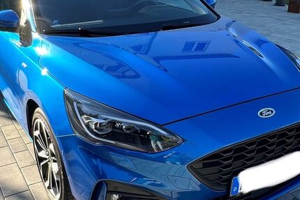 Ford Focus 52.000 km 14.900 &euro; Friedrichshafen 88045