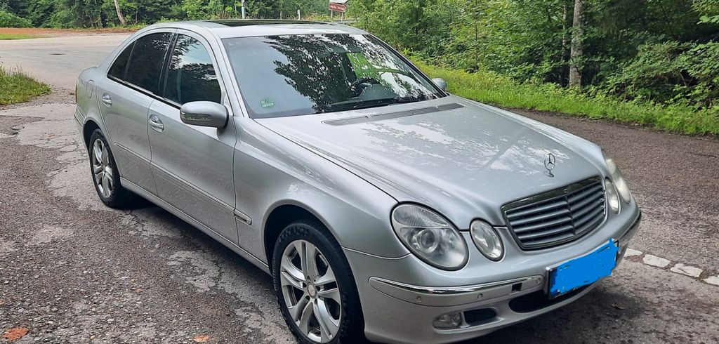Mercedes-Benz E 240 265.000 km 2.950 &euro; Scheidegg 88175