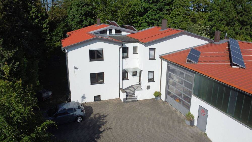 Mehrfamilienhaus, Wohnhaus Ravensburg Schmalegg - 9 Zimmer, 333 m&sup2;, 650.000&euro; | Angebot:26218019