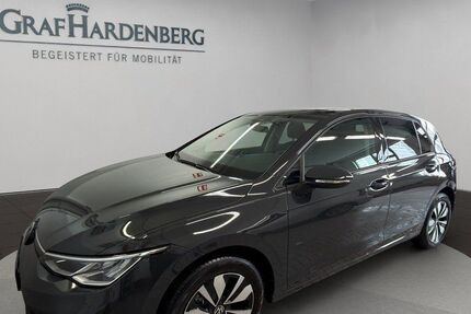 VW Golf 8.900 km 23.930 &euro; Konstanz 78467