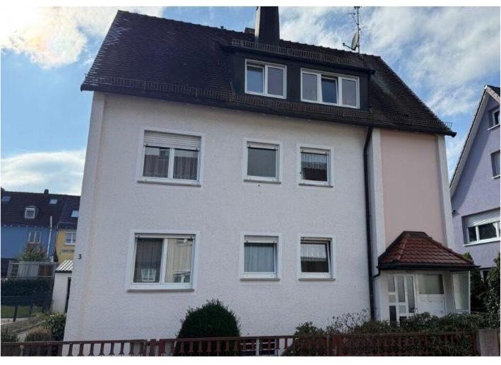 Dachgeschoßwohnung Friedrichshafen - 3.5 Zimmer, 70 m&sup2;, 1.100&euro; | Angebot:24639682