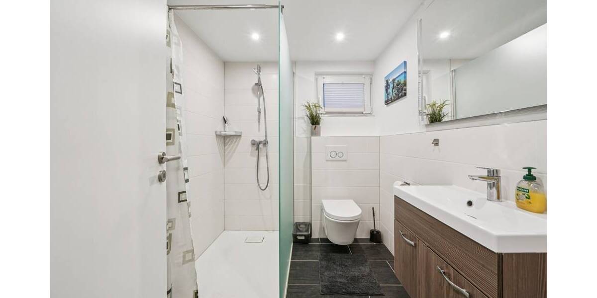 Reihenmittelhaus Friedrichshafen Fischbach - 6 Zimmer, 171 m&sup2;, 690.000&euro; | Angebot:25732133