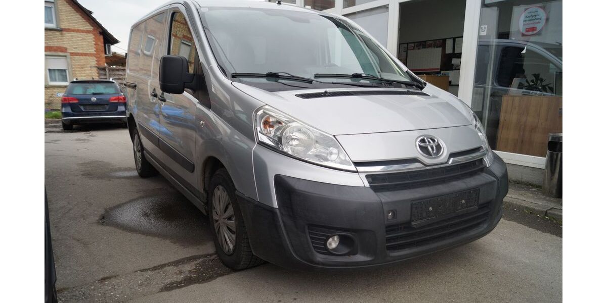 Toyota Proace (Verso) 100.000 km 5.990 &euro; Meckenbeuren 88074