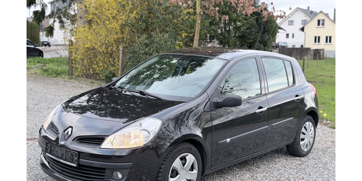 Renault Clio 172.000 km 3.350 &euro; Friedrichshafen 88048