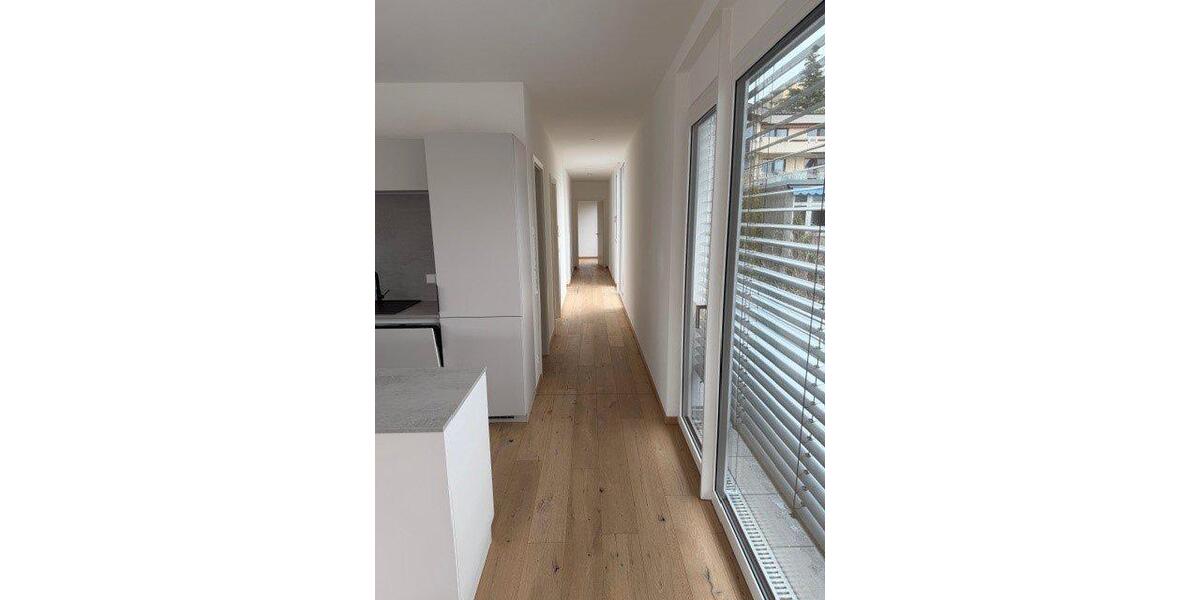 Dachgeschoßwohnung Überlingen - 3 Zimmer, 119 m&sup2;, 2.250&euro; | Angebot:26580201