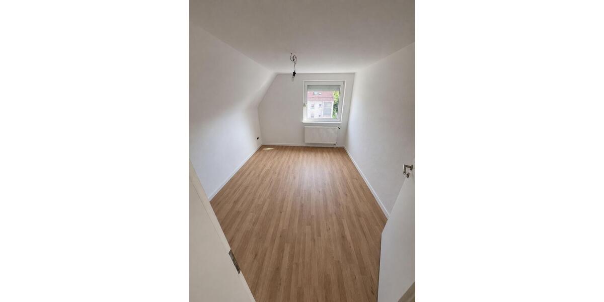 Maisonettenwohnung Ravensburg Eschach - 3.5 Zimmer, 108 m&sup2;, 1.365&euro; | Angebot:26670380