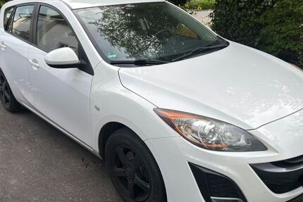 Mazda 3 114.000 km 5.000 &euro; Markdorf 88677