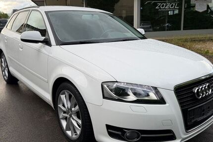 Audi A3 95.500 km 11.400 &euro; Friedrichshafen 88045