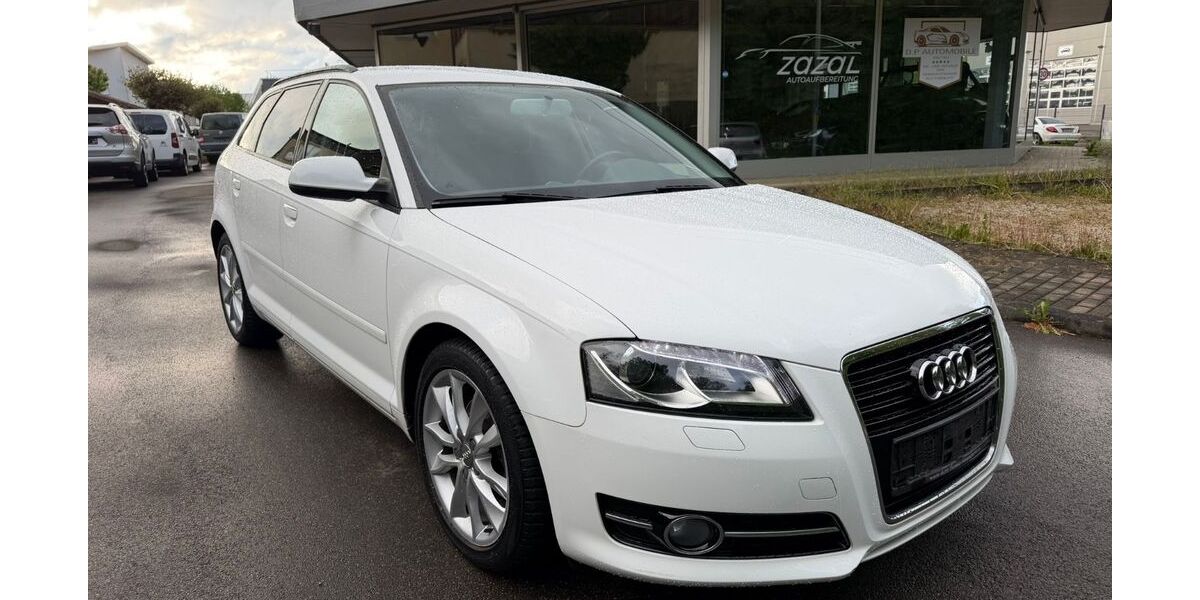 Audi A3 95.500 km 11.400 &euro; Friedrichshafen 88045