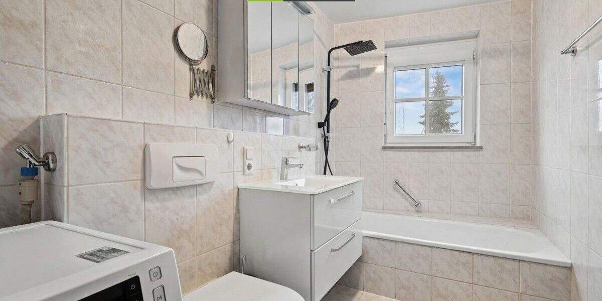 Etagenwohnung Ravensburg Innenstadt - 5 Zimmer, 92 m&sup2;, 359.000&euro; | Angebot:25693718