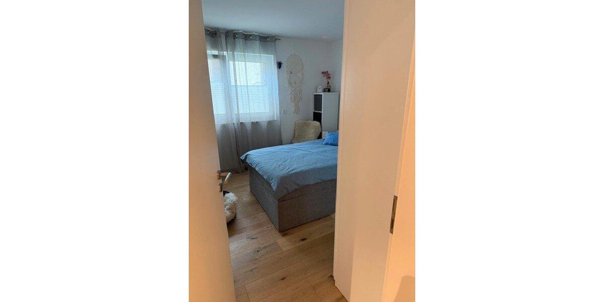 Erdgeschoßwohnung Überlingen - 3 Zimmer, 99 m&sup2;, 1.700&euro; | Angebot:26580017