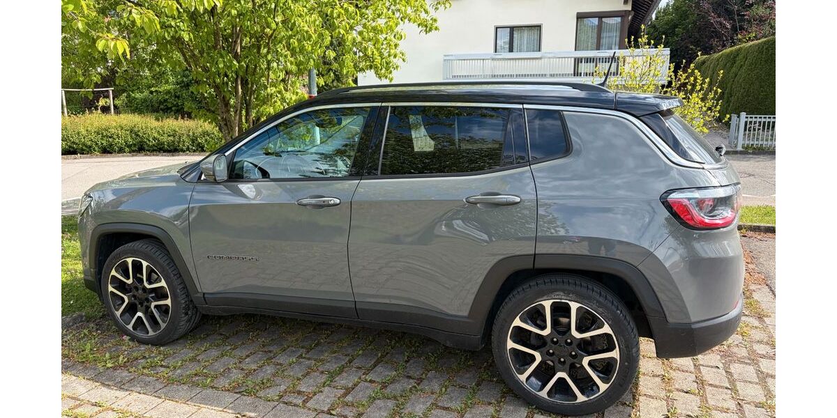 Jeep Compass 74.500 km 15.490 &euro; Friedrichshafen 88046