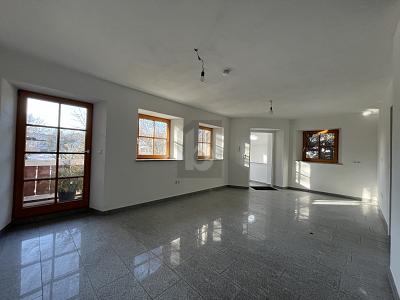 TOP SANIERT IN RUHIGER LAGE MIT POTENTIAL - Einfamilienhaus Vogt | Angebot:26643876
