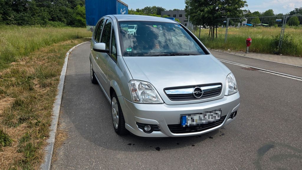 Opel Meriva 136.000 km 1.900 &euro; Markdorf 88677