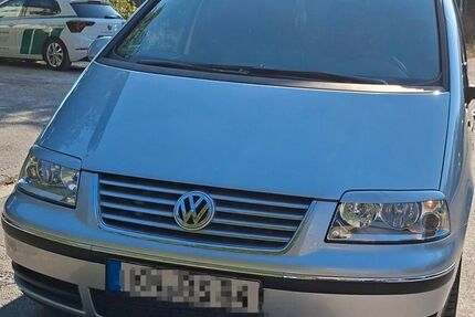 VW Sharan 176.000 km 5.300 &euro; konstanz 78467