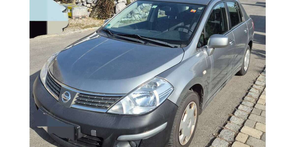 Nissan Tiida 89.000 km 3.650 &euro; Bodnegg 88285