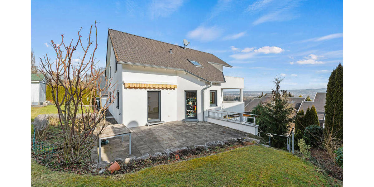Einfamilienhaus Berg Vorberg - 7 Zimmer, 237 m&sup2;, 1.090.000&euro; | Angebot:25663671