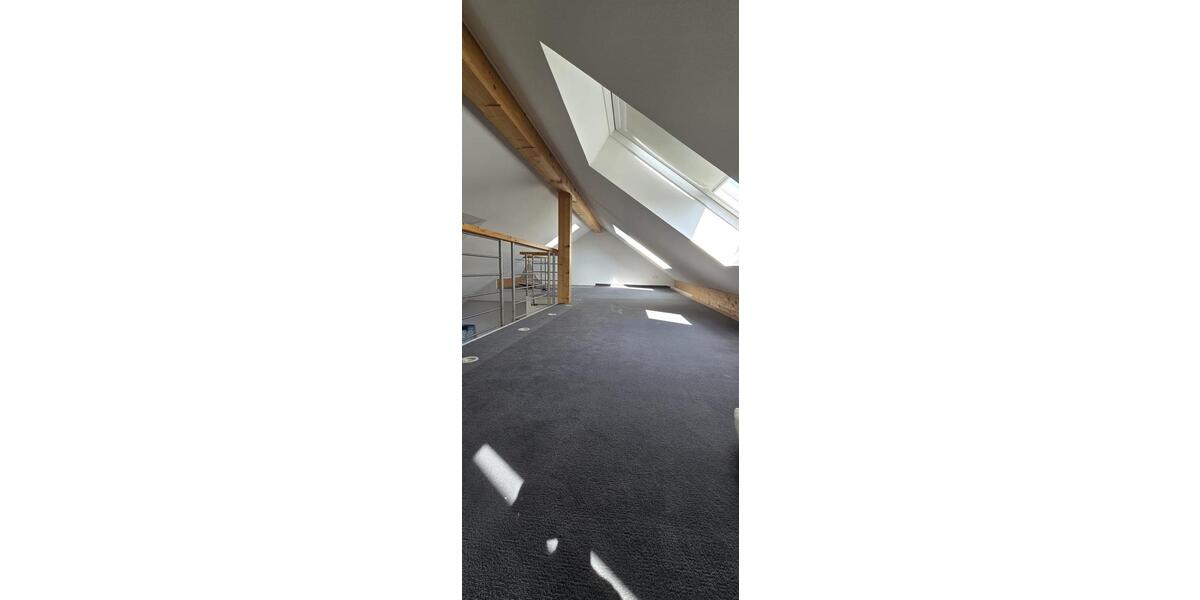 Dachgeschoßwohnung Salem - 2 Zimmer, 90 m&sup2;, 1.250&euro; | Angebot:25872115