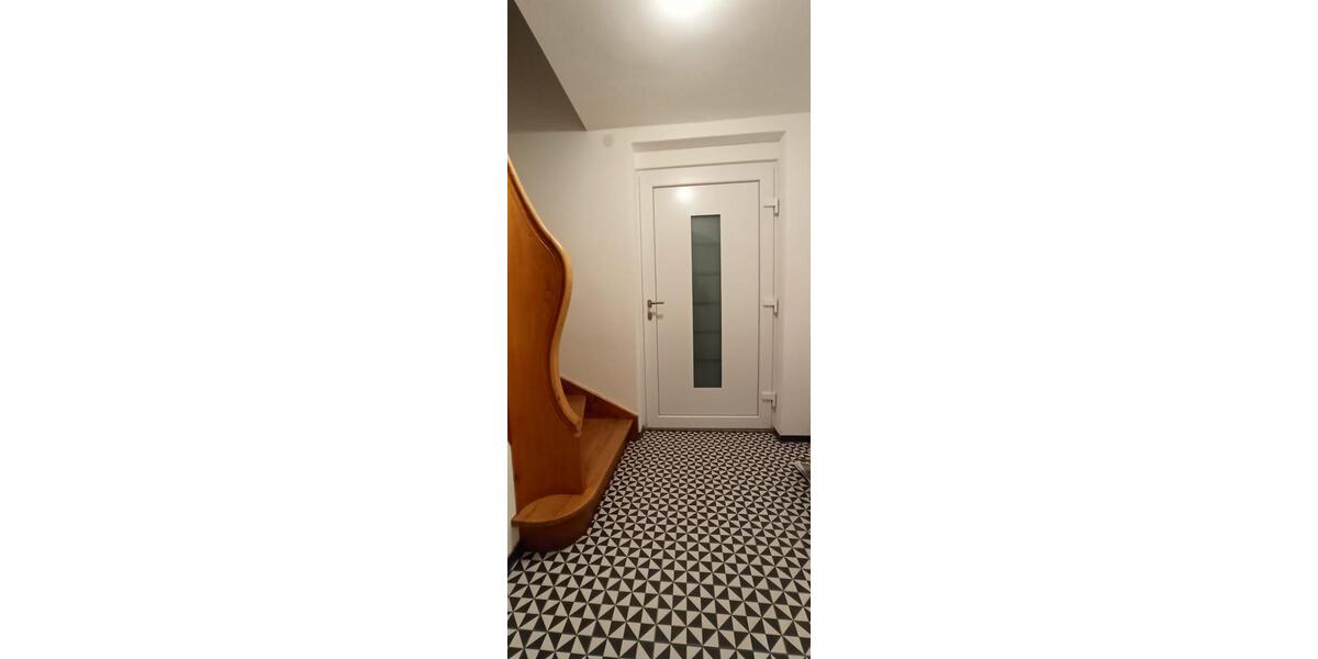 Doppelhaushälfte Meersburg - 5 Zimmer, 130 m&sup2;, 2.090&euro; | Angebot:25162825