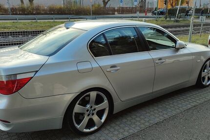 BMW 523 186.000 km 5.100 &euro; Salem 88682