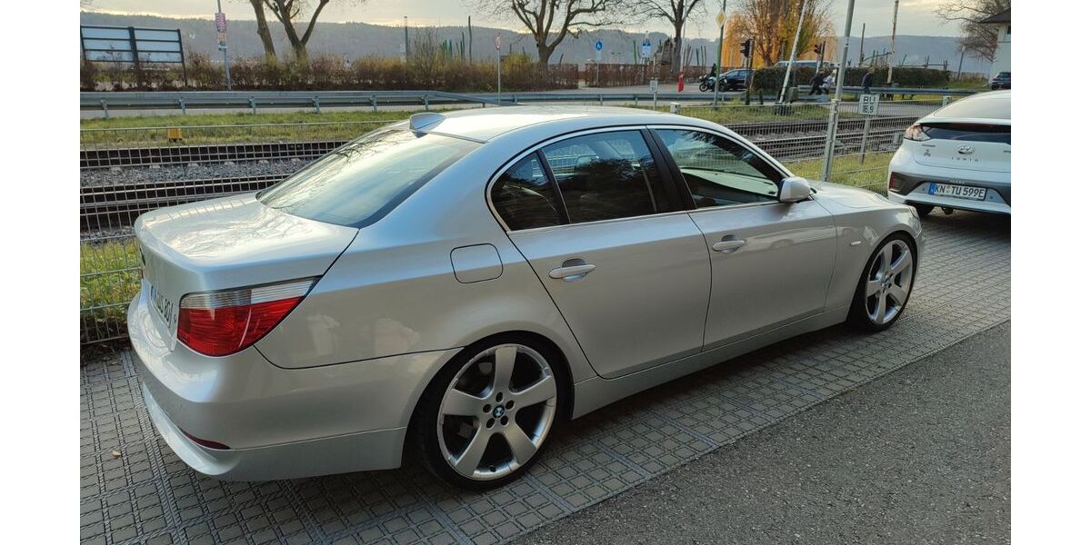 BMW 523 186.000 km 5.100 &euro; Salem 88682