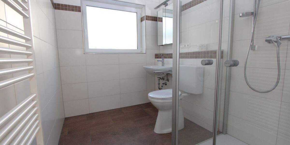 Einfamilienhaus Bermatingen - 7 Zimmer, 197 m&sup2;, 645.000&euro; | Angebot:25699787