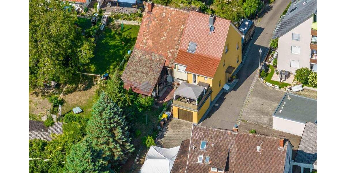 Doppelhaushälfte Konstanz Allmannsdorf - 5 Zimmer, 150 m&sup2;, 749.000&euro; | Angebot:25701623