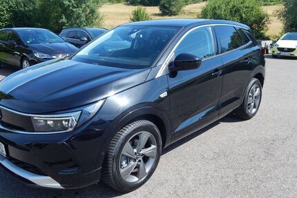 Opel Grandland (X) 13.800 km 23.999 &euro; Bermatingen 88697