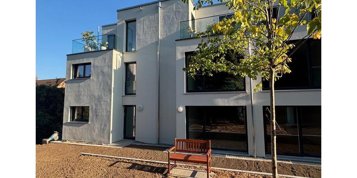 Hochparterre Überlingen - 3.5 Zimmer, 127 m&sup2;, 2.390&euro; | Angebot:25312630