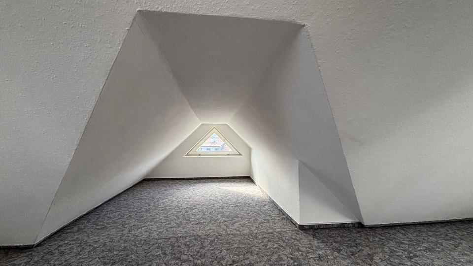 Dachgeschoßwohnung Uhldingen-Mühlhofen Mühlhofen - 2 Zimmer, 84 m&sup2;, 1.200&euro; | Angebot:25085107