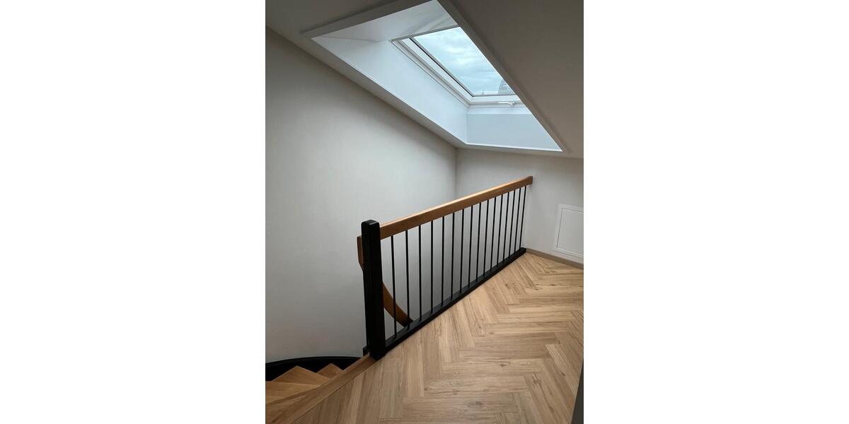 Maisonettenwohnung Friedrichshafen Allmannsweiler - 5 Zimmer, 142 m&sup2;, 800&euro; | Angebot:26634933