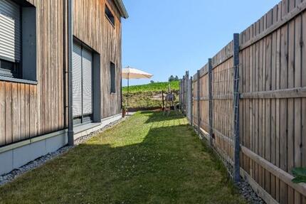 Haus Bergatreute - 5 Zimmer, 113 m&sup2;, 2.100&euro; | Angebot:25932098