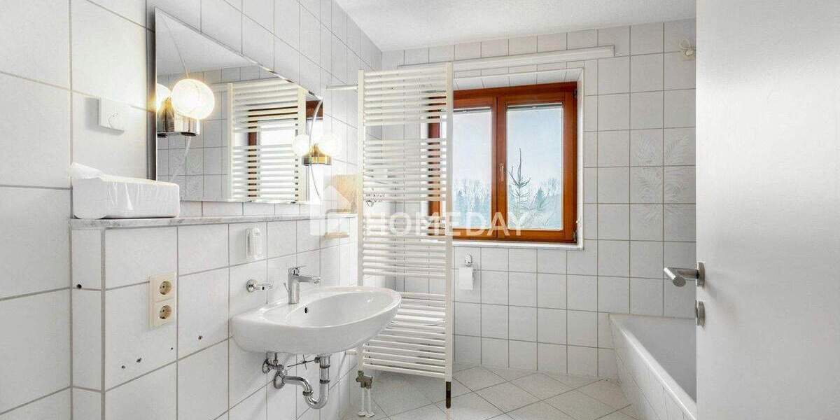 Etagenwohnung Tettnang Oberlangnau - 2 Zimmer, 75 m&sup2;, 299.000&euro; | Angebot:25702504
