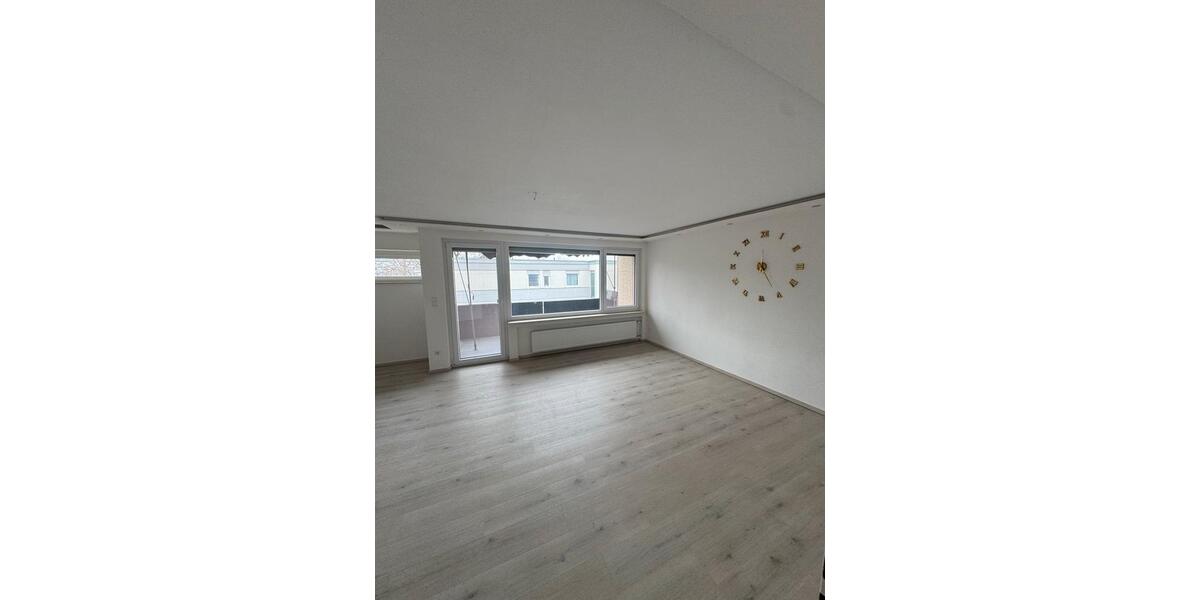 Etagenwohnung Weingarten - 3.5 Zimmer, 98 m&sup2;, 1.650&euro; | Angebot:25875434